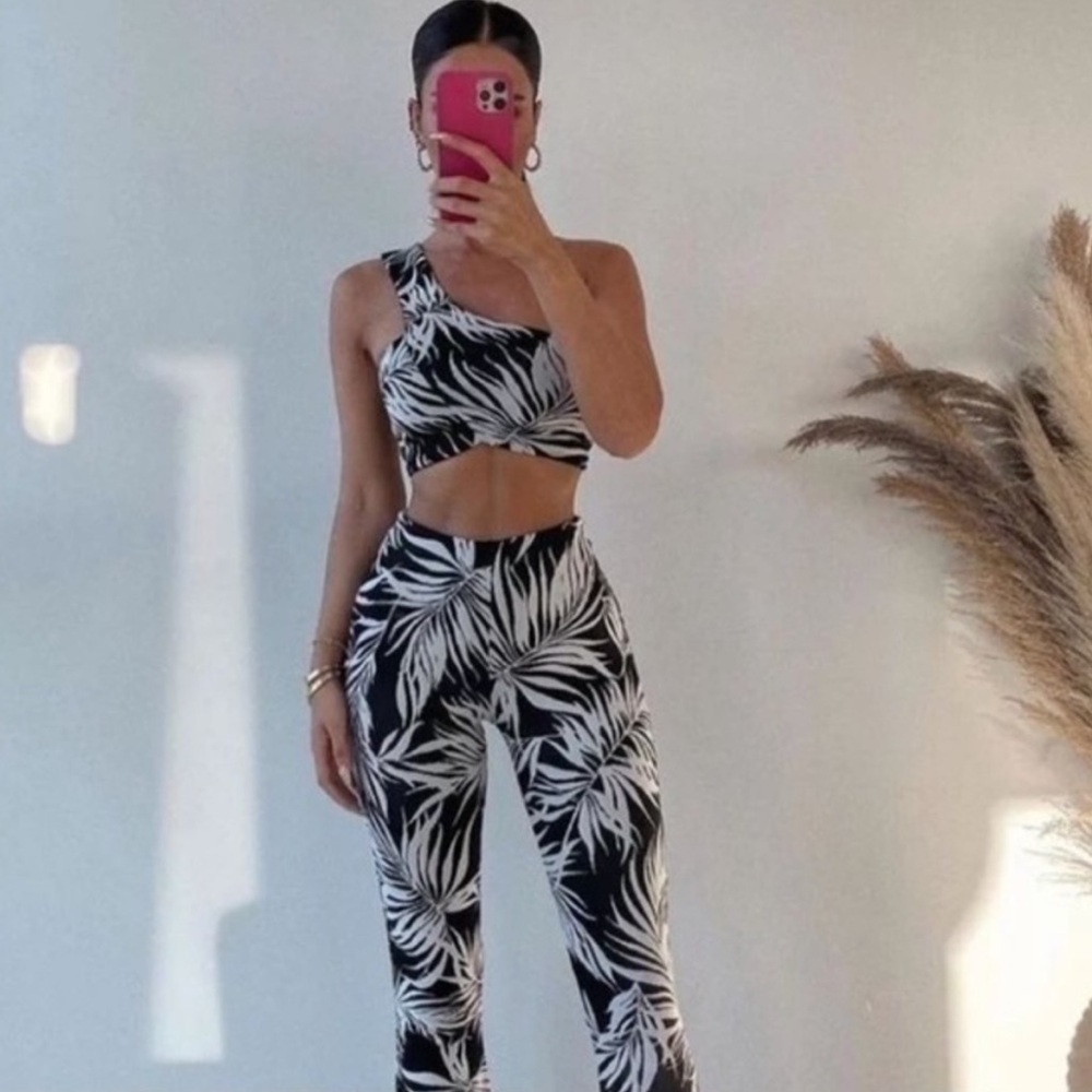 ZARA 2 piece set asymmetrical crop top and pants
